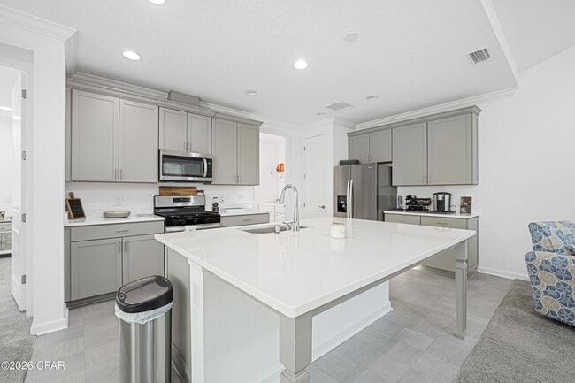 Building Photo - 8746 Sand dollar Dr