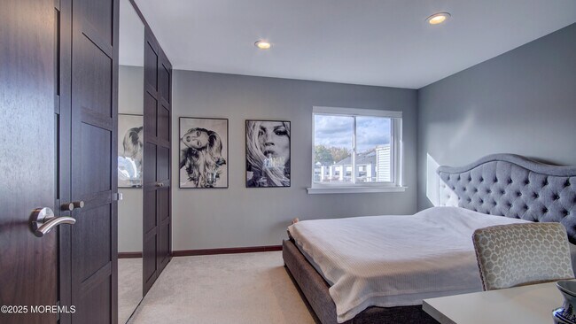 Building Photo - 141 Chestnut Way