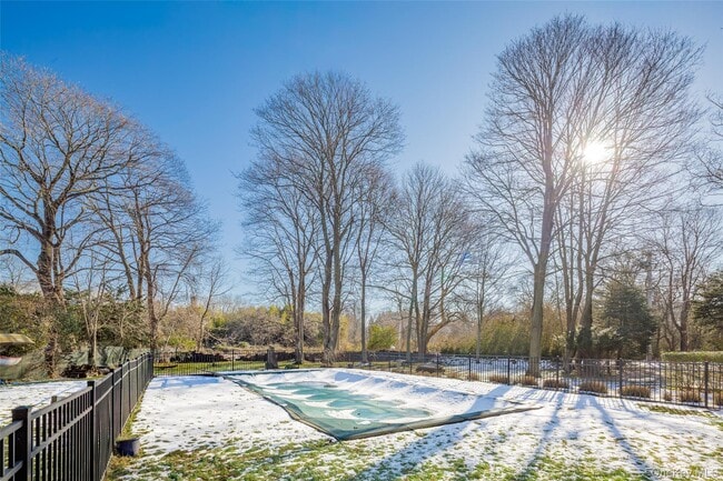 Building Photo - 78 Mecox Road