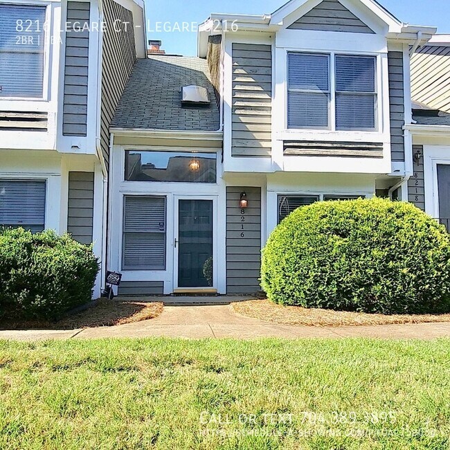 Building Photo - 8216 Legare Ct