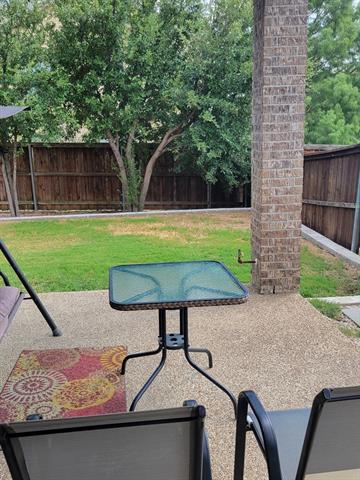 Building Photo - 4428 Saukenuk Ln