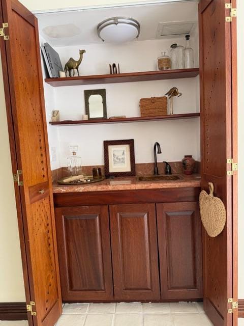 Building Photo - 1700 Presidential Way