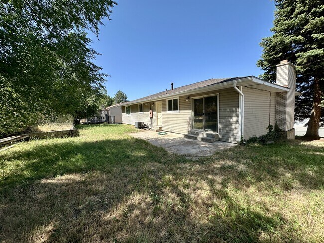 Building Photo - 9967 Electra Ln