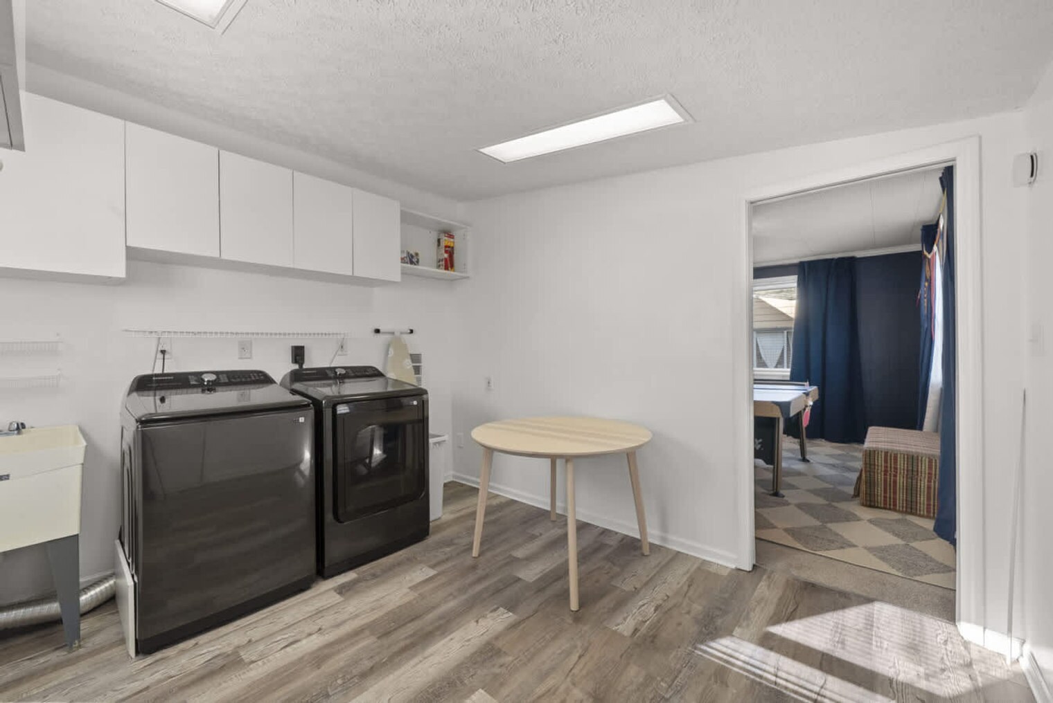 Building Photo - 1710 Hess Blvd