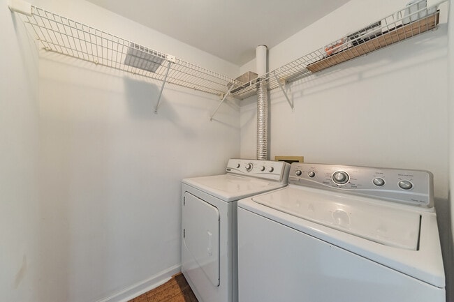 Building Photo - 199 14th St NE