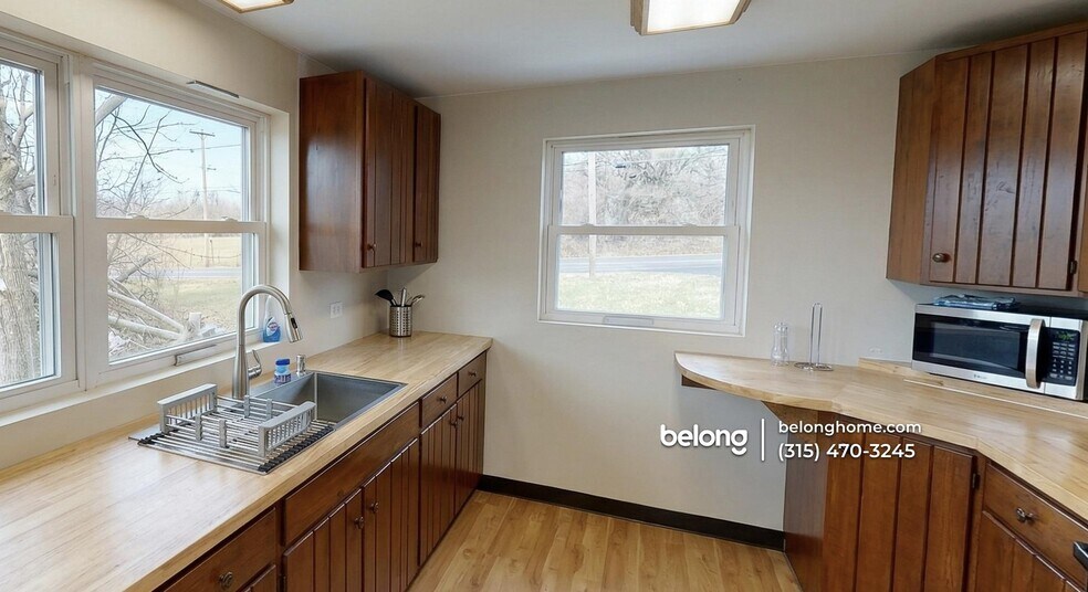 Building Photo - 33 Lansingville Rd