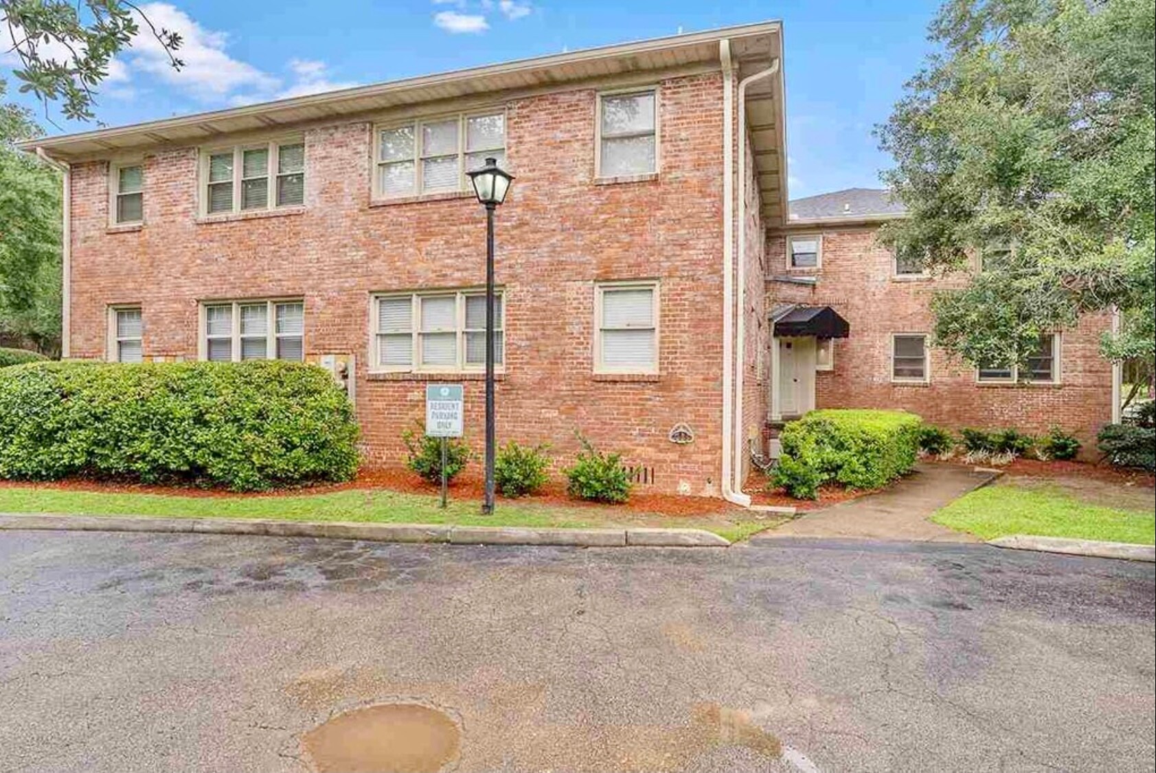 Building Photo - 360 S Franklin Blvd