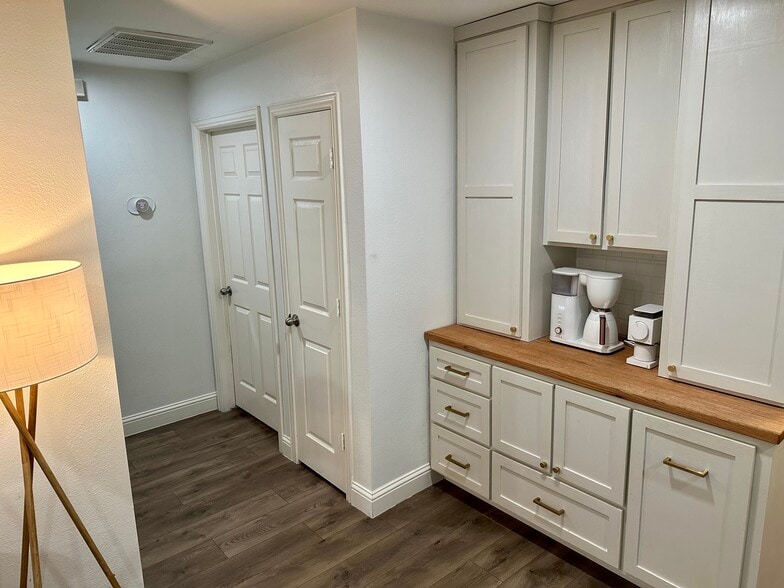 Build in cabinets and coffee bar - 5818 E University Blvd