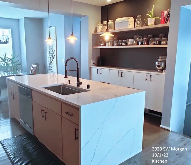 Kitchen - 3020 SW Morgan St