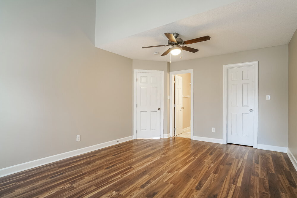 Building Photo - 6133 River Landings Dr