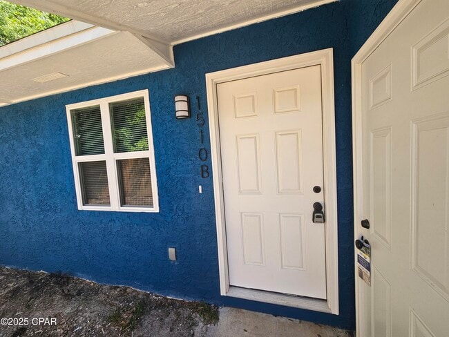 Building Photo - 1510 Arthur Ave