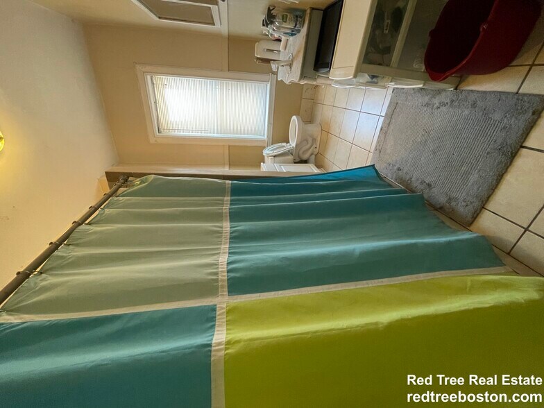 Building Photo - 1284 Commonwealth Ave