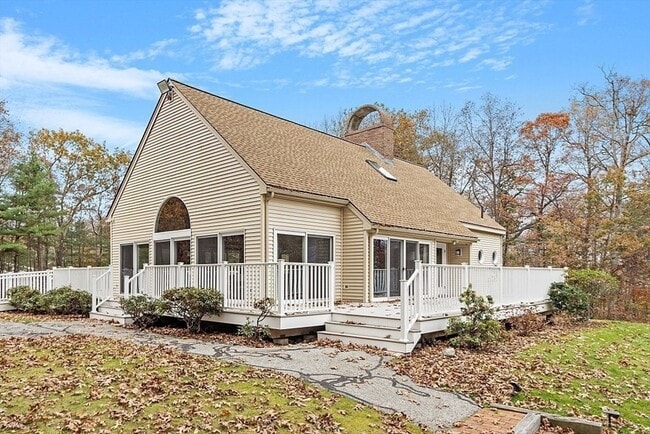 Building Photo - 39 Monadnock Dr
