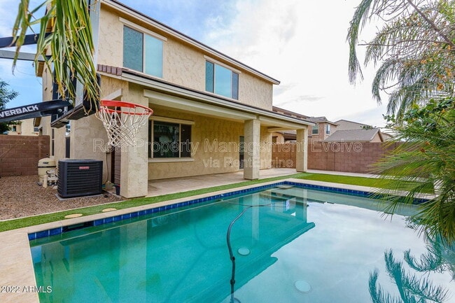 Building Photo - 1544 E Hummingbird Way