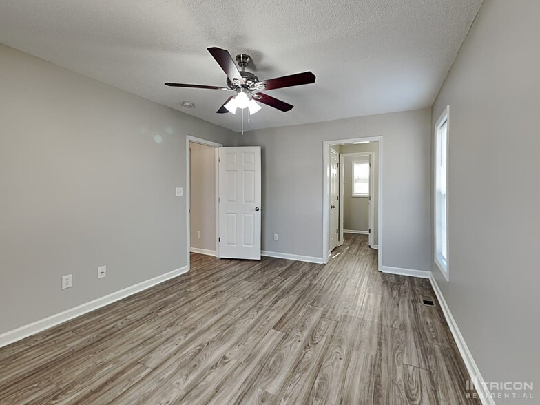 Building Photo - 1203 Delham Rd