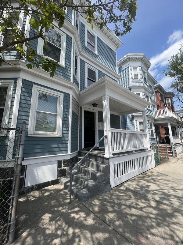 Building Photo - 151 Boston St