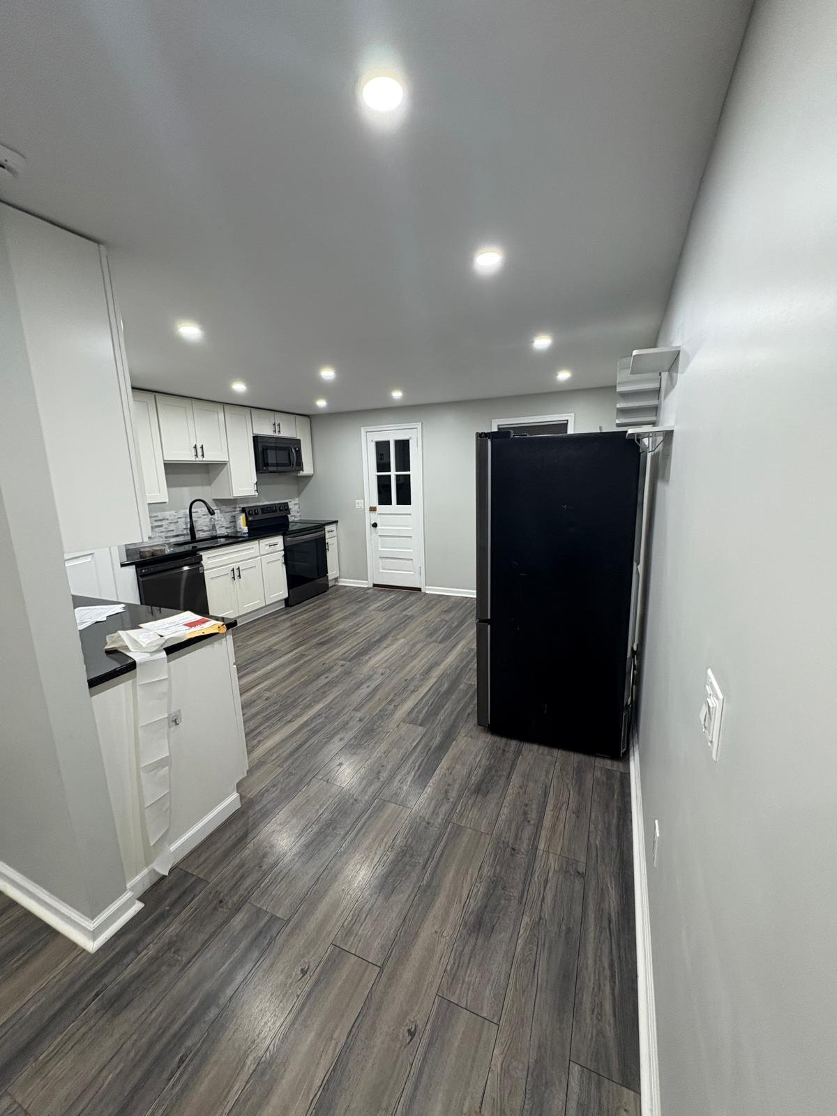 Building Photo - 430 E Garrison St