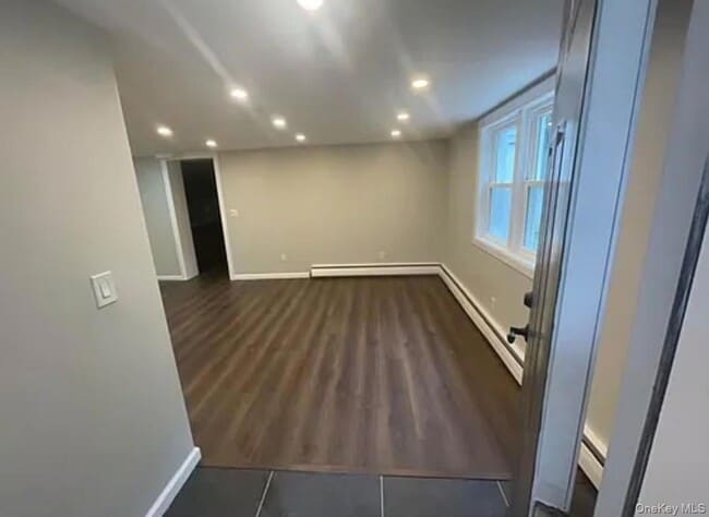 Building Photo - 94 Baron De Hirsch Rd