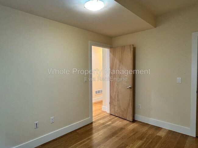Building Photo - 3032 Zuni St