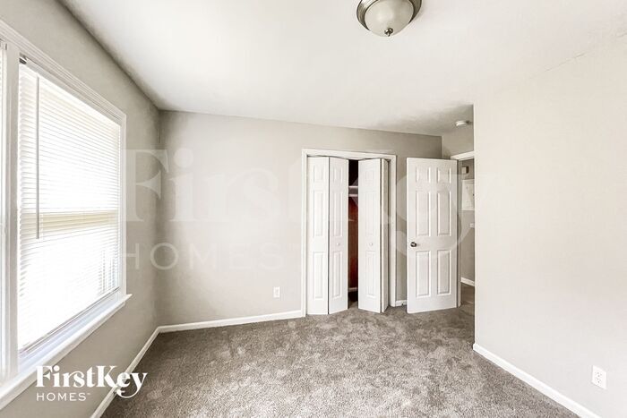 Building Photo - 1107 Indale Pl SW