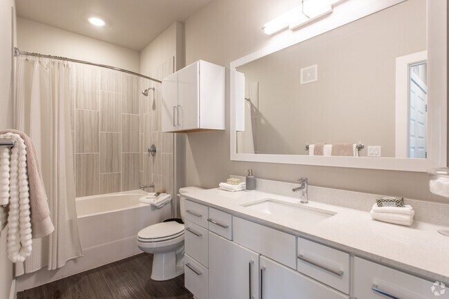 Building Photo - Countdown to Free Rent – 1 Month on Us!