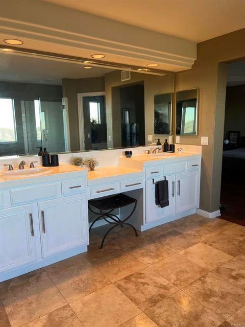 Building Photo - 1969 Woodland Heights Glen