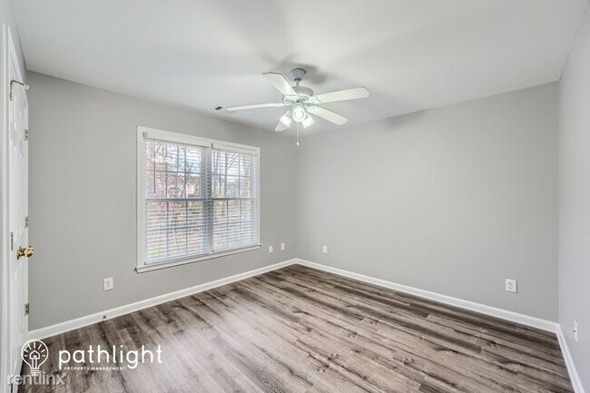 Building Photo - 5 br, 4 bath House - 1795 Millside Terrace...