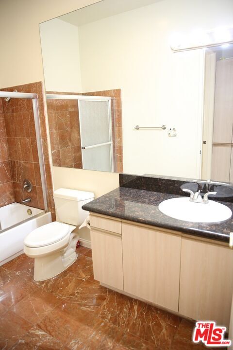 Building Photo - 4830 Elmwood Ave