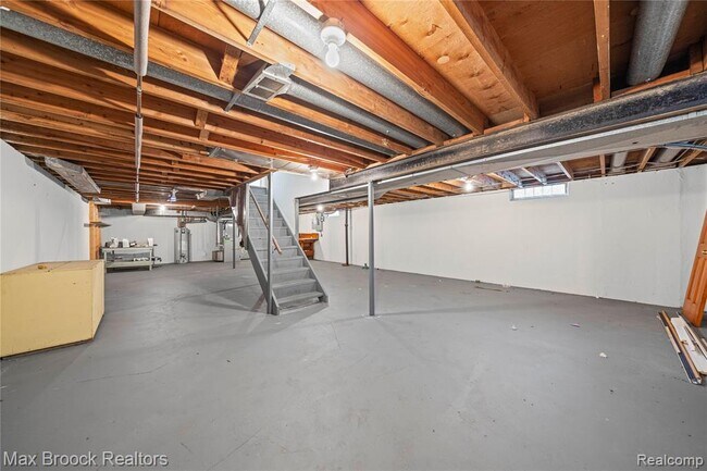 Building Photo - 2601 Lamplighter Ln