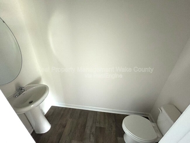 Building Photo - 3604 Sorda Ct