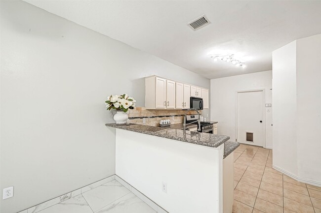 Building Photo - 19443 Maywood Falls Cir