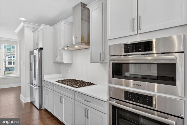 Building Photo - 5128 Ridgeview Retreat Dr