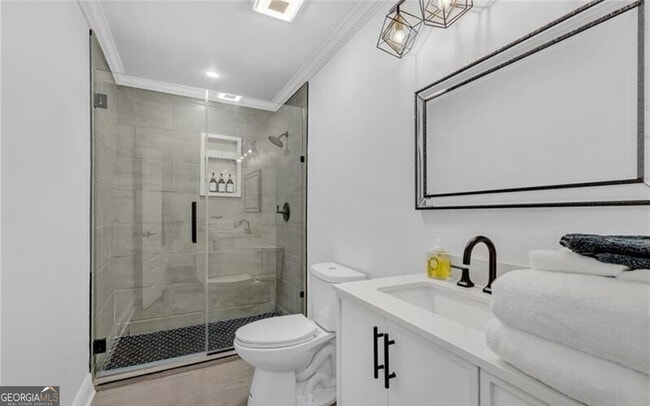 Building Photo - 1774 Vesta Ave