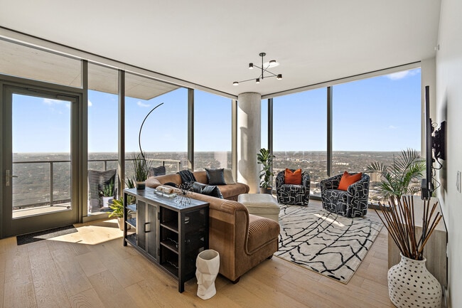 Building Photo - 44 East Ave