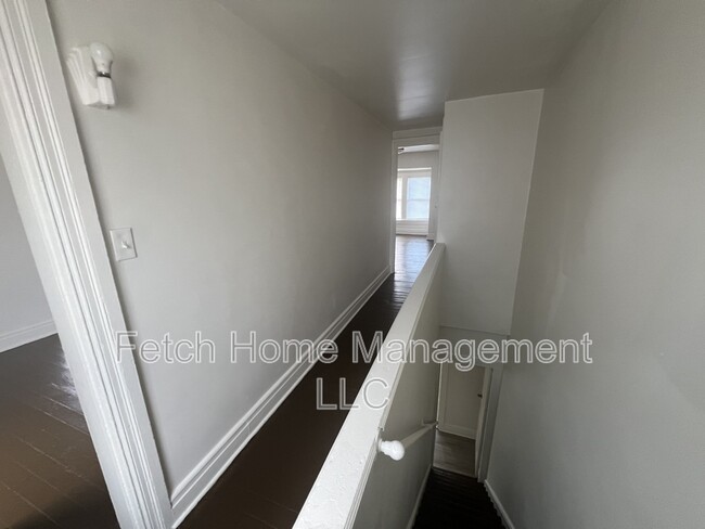Building Photo - 123 S Richland Ave