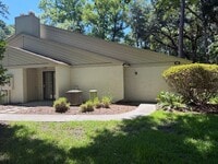 Building Photo - Remodeled One-Level Condo at Woodlake