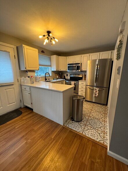 Kitchen - 3 Greenfield Dr