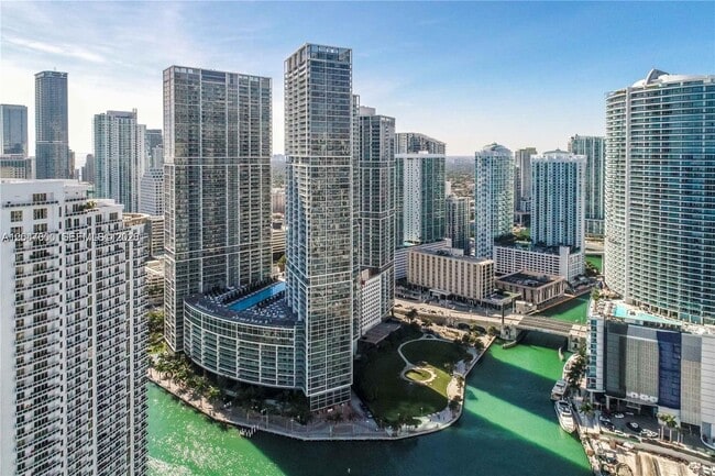Building Photo - 475 Brickell Ave