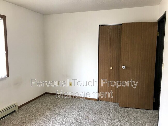 Building Photo - 500 2nd St SW