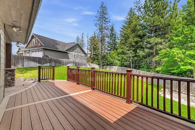 Building Photo - 8668 N Stable Trace Ct