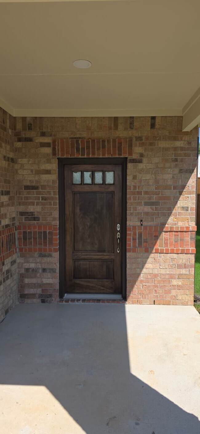 Building Photo - 130 Pinkie Holmes Dr