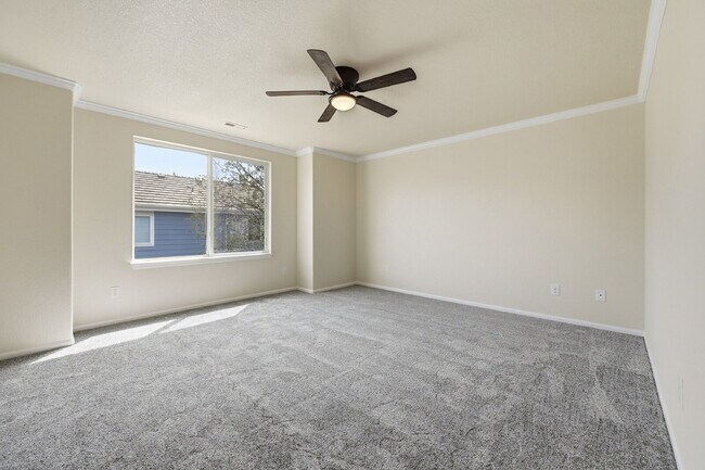 Building Photo - $2,740.95 - 3 Bed, 2 Bath Home in Thornton with Central AC and In Unit Laundry!