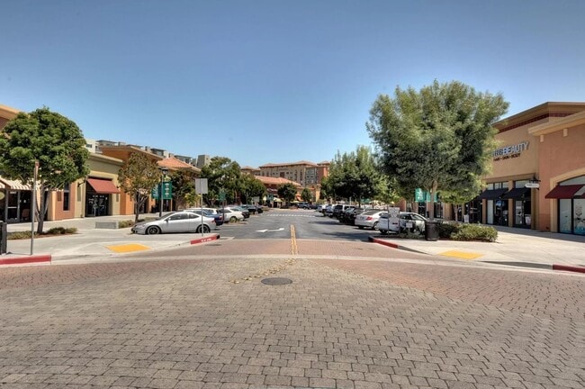 Building Photo - 4080 Lick Mill Blvd