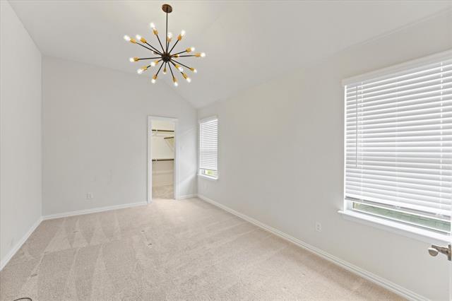Building Photo - 3009 Lakeshore Dr