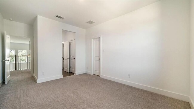 Building Photo - 1412 Mulberry Oak Ln