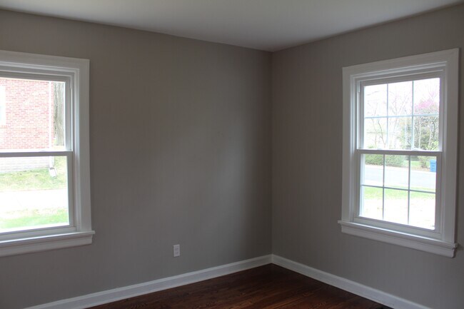 Building Photo - 3450 Westridge Ln