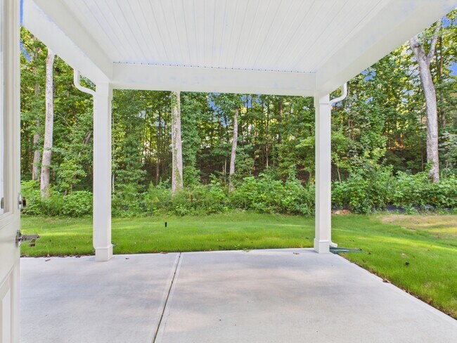 Building Photo - 5637 Bay Rock Rd