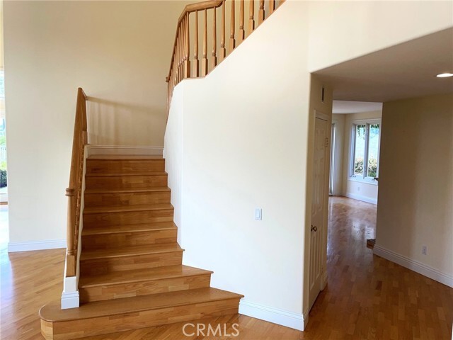 Building Photo - 27 High Bluff