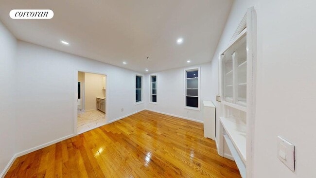 Building Photo - 949 Prospect Pl