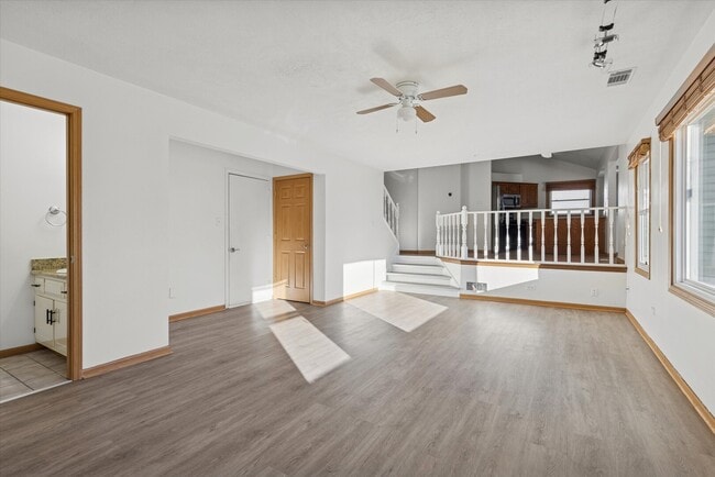 Building Photo - 1424 Phoenix Ln